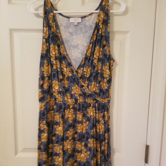 LOFT Outlet deep v-neck dress - Picture 1 of 2
